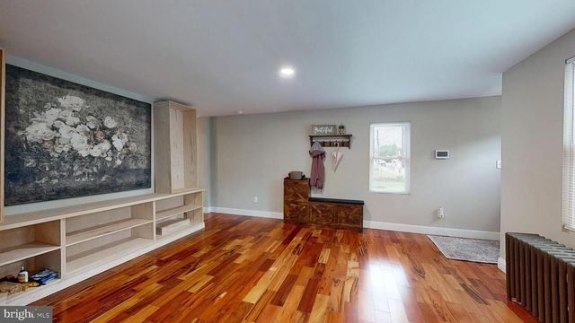 206 CHESTNUT ST, Mount Holly, NJ 08060