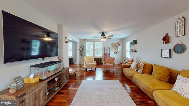 206 CHESTNUT ST, Mount Holly, NJ 08060