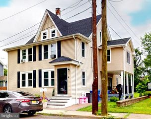 206 CHESTNUT ST, Mount Holly, NJ 08060