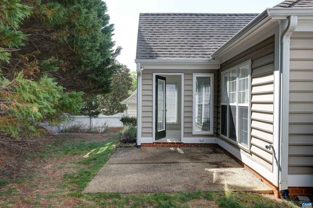 685 COURTYARD CT, Charlottesville, VA 22903