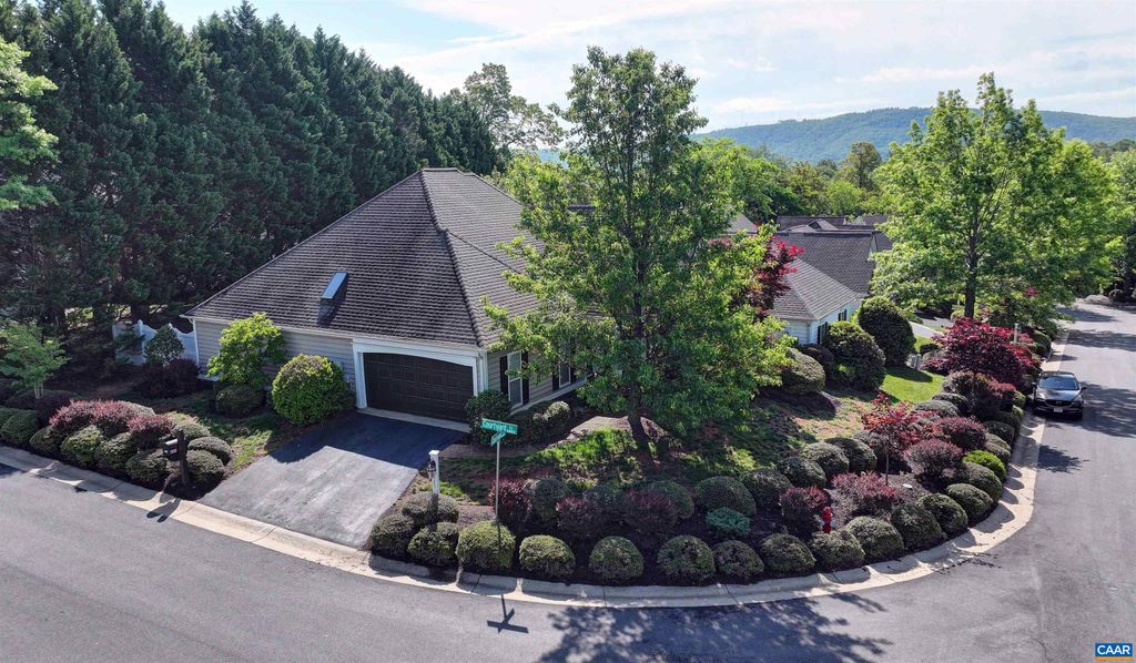 685 COURTYARD CT, Charlottesville, VA 22903