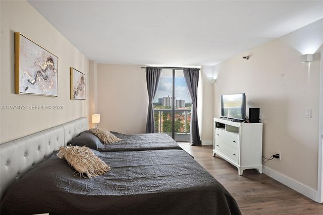 20505 E Country Club Dr 1231, Aventura, FL 33180