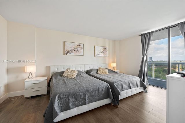 20505 E Country Club Dr 1231, Aventura, FL 33180