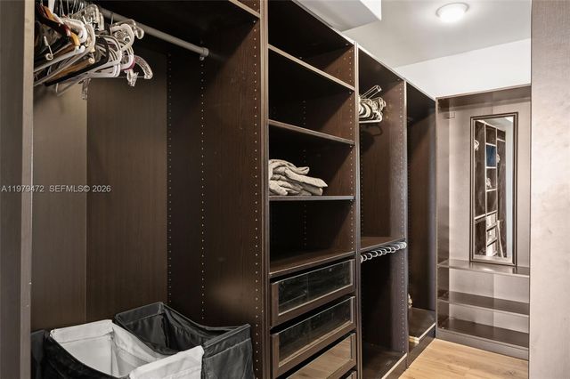 20505 E Country Club Dr 1231, Aventura, FL 33180