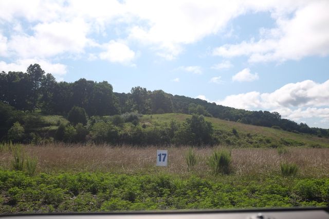 62 Dove Lane, East Bernstadt, KY 40729