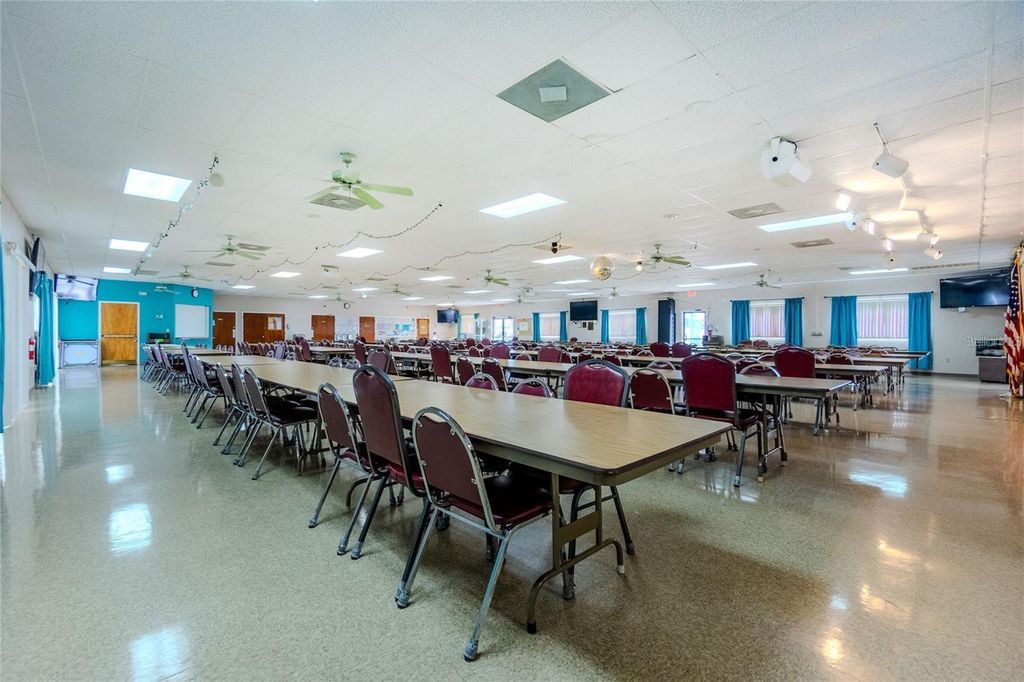 Image 44 of property listing at 1341 BLUE HERON DRIVE, Englewood, FL 34224