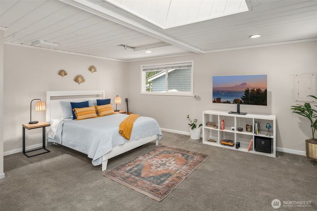 13780 NE 76th Place, Redmond, WA 98052