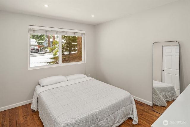 13780 NE 76th Place, Redmond, WA 98052