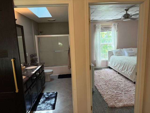 48871 Manhattan Circle, Canton, MI 48188