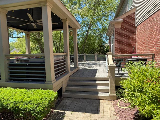 48871 Manhattan Circle, Canton, MI 48188