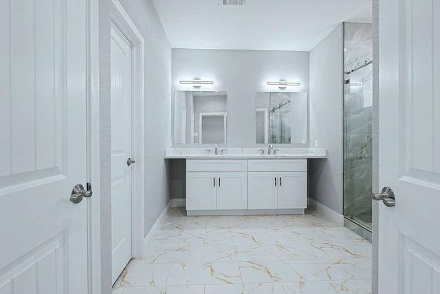 208 Road 5714, Cleveland, TX 77327