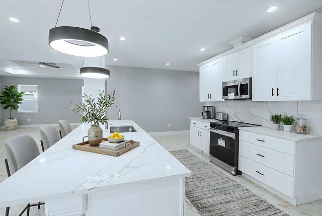 208 Road 5714, Cleveland, TX 77327