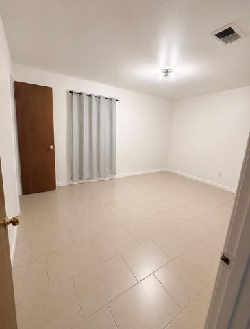 14526 Roundstone Lane, Houston, TX 77015