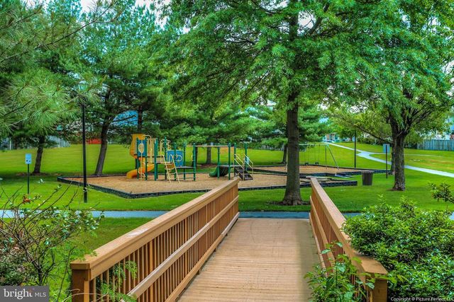 6600 GOOSEANDER CT, Frederick, MD 21703