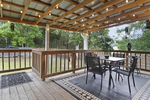 11423 Parkers Circle, Biloxi, MS 39532