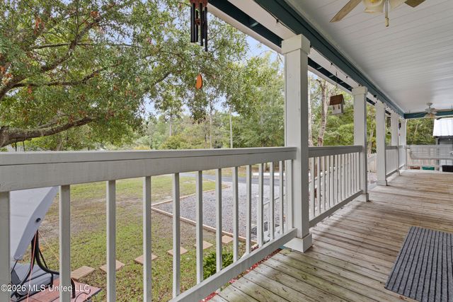 11423 Parkers Circle, Biloxi, MS 39532