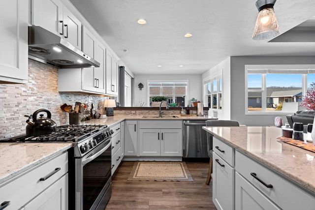 2950 E TURQUOISE LANE, Appleton, WI 54913