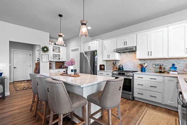 2950 E TURQUOISE LANE, Appleton, WI 54913