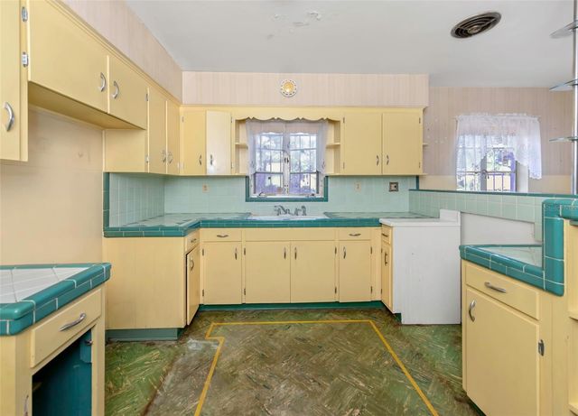 511 E ADALEE STREET, Tampa, FL 33603