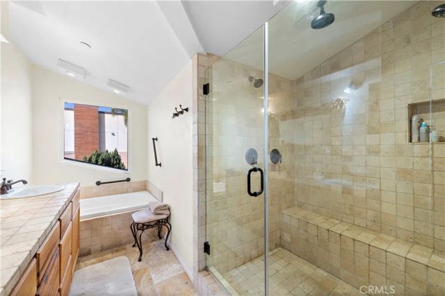 137 Cleo Street, Laguna Beach, CA 92651