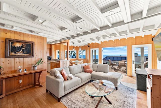 137 Cleo Street, Laguna Beach, CA 92651