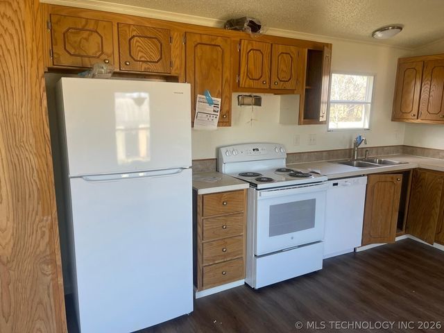 5051 S 213th East Avenue, Broken Arrow, OK 74014