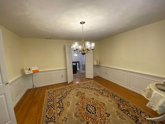 1 Stonehill Rd, Marlborough, MA 01752