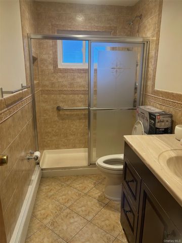115 Park Avenue A, Hicksville, NY 11801