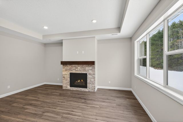 1420 Victory Lane NE, Isanti, MN 55040