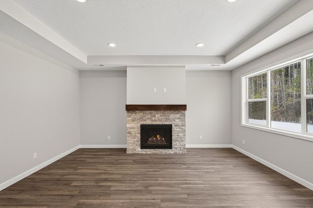 1420 Victory Lane NE, Isanti, MN 55040