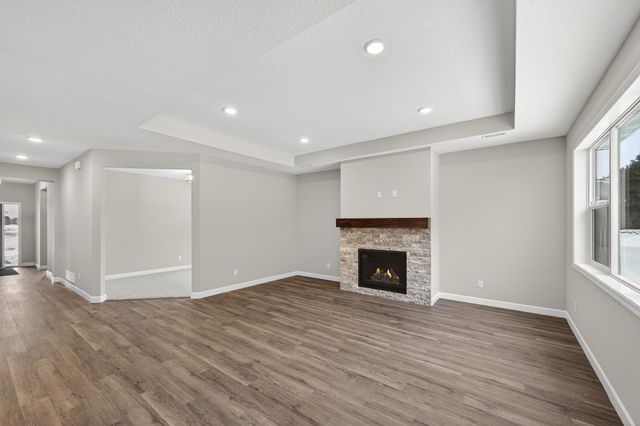 1420 Victory Lane NE, Isanti, MN 55040