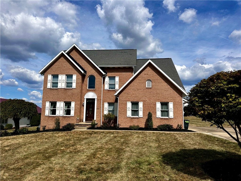 1019 Kimberly Dr, South Union Twp, PA 15401