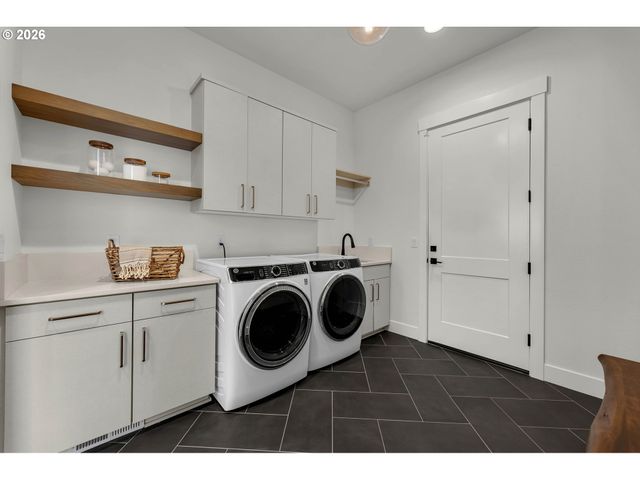 4328 Nw PADDOCK Ln, Camas, WA 98607