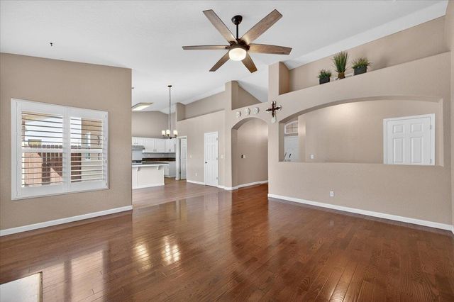 6623 E Alta Avenue, Fresno, CA 93727