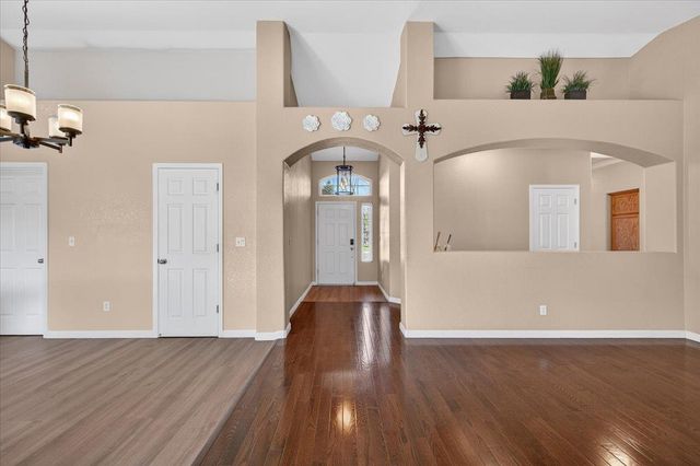 6623 E Alta Avenue, Fresno, CA 93727