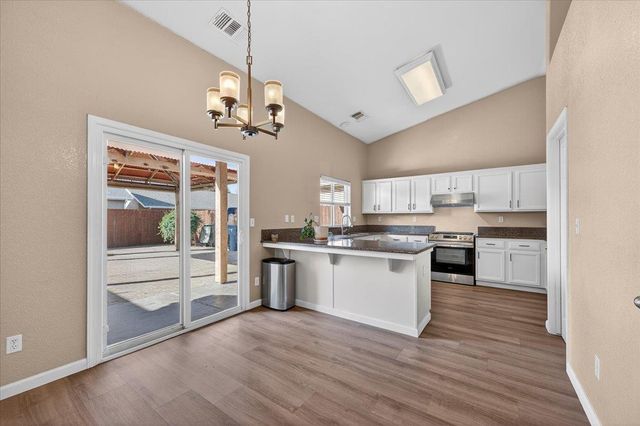 6623 E Alta Avenue, Fresno, CA 93727