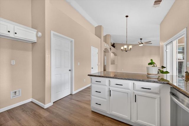 6623 E Alta Avenue, Fresno, CA 93727