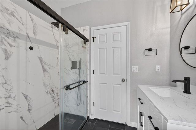 6623 E Alta Avenue, Fresno, CA 93727