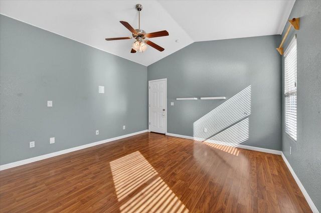 6623 E Alta Avenue, Fresno, CA 93727