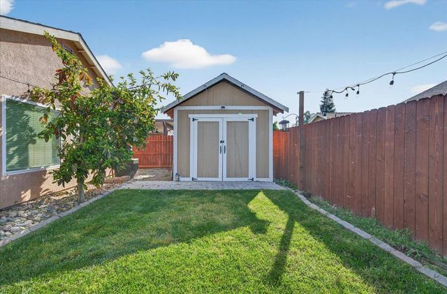 6623 E Alta Avenue, Fresno, CA 93727