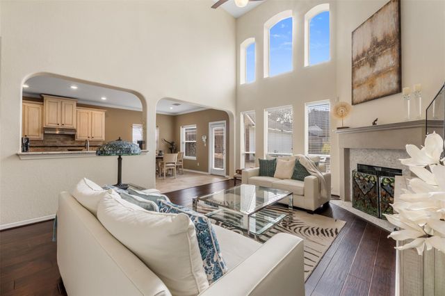 3902 Lakeridge Canyon Drive, Sugar Land, TX 77498