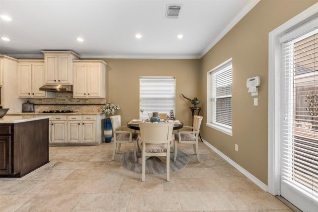 3902 Lakeridge Canyon Drive, Sugar Land, TX 77498