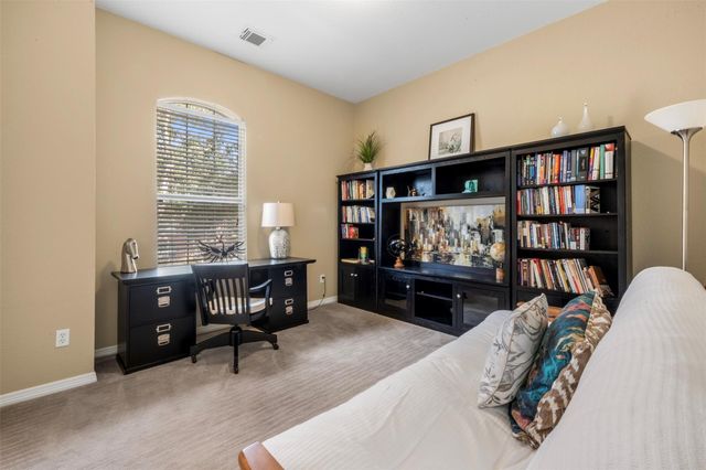 3902 Lakeridge Canyon Drive, Sugar Land, TX 77498