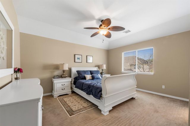 3902 Lakeridge Canyon Drive, Sugar Land, TX 77498