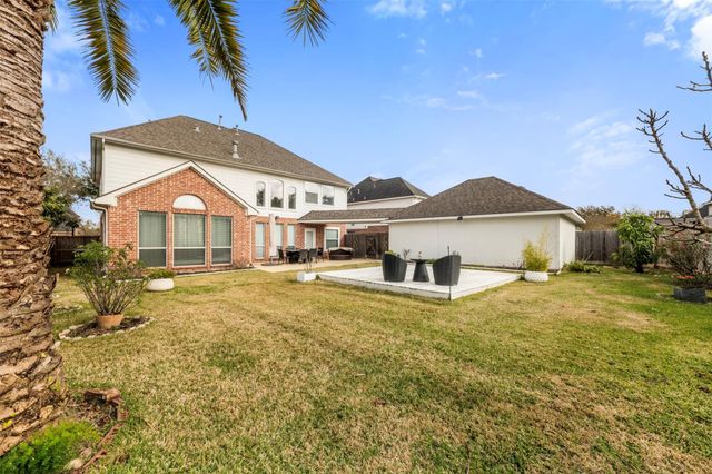 3902 Lakeridge Canyon Drive, Sugar Land, TX 77498