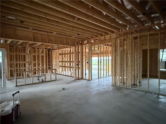 1046 Calaveras, College Station, TX 77845