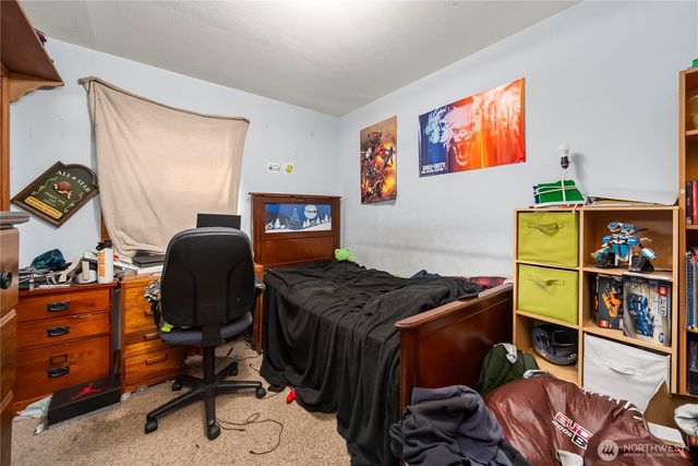 8446 E B Street, Tacoma, WA 98445