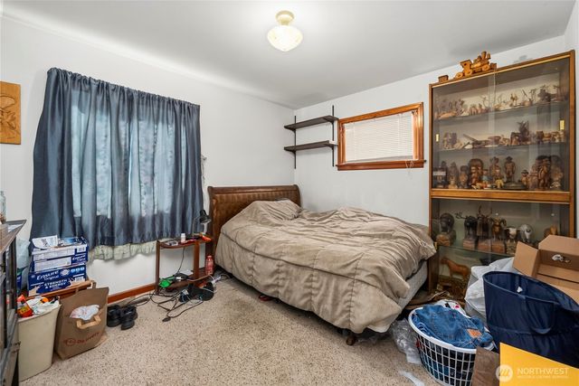8446 E B Street, Tacoma, WA 98445