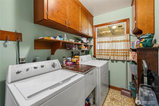 8446 E B Street, Tacoma, WA 98445