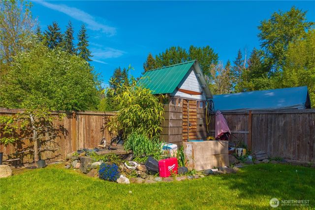 8446 E B Street, Tacoma, WA 98445
